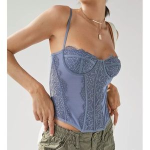 URBAN OUTFITTERS CORSET!!